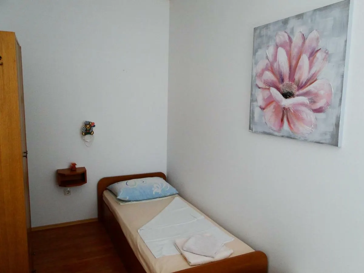 تروغير Apartments And Room Vikeli كرواتيا